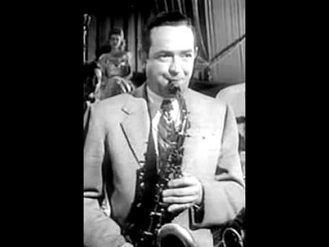 Jimmy Dorsey & His Orchestra - One O'Clock Jump (1942)