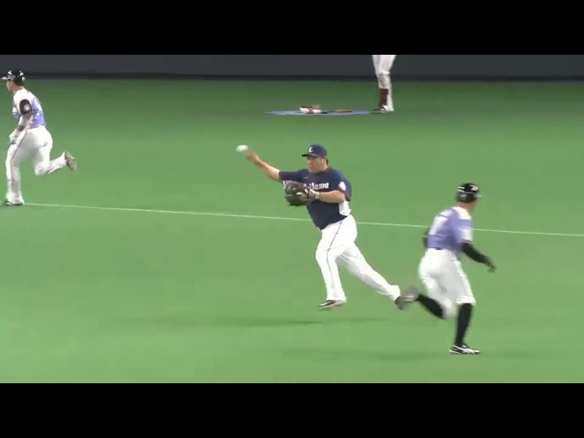 【2回裏】緩いゴロにあせった...!? 悪送球で先制点献上 2015/7/12 F-L