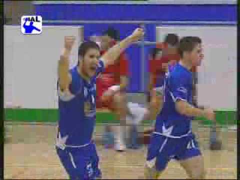 C.BM. Torrevieja 35 - Octavio Pilotes Posada 24