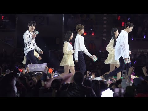 [4K] 171022 원아페 여자친구(GFRIEND) 무대 입장 영상