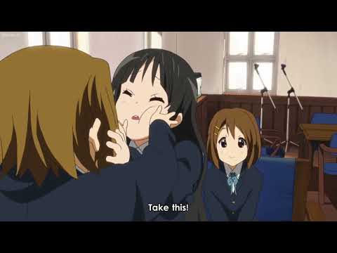 Ritsu plays the keyboard | K-ON! Season 2
