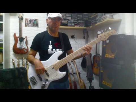 Marcus Miller  Sire V7 Uptown Funk ''Bruno Mars'' by ENZO CASCELLA