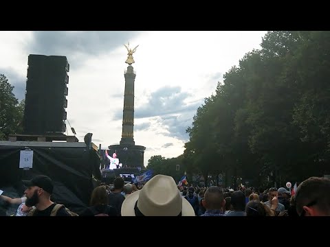 Kiliz More, Demo Berlin 29. 8. 2020 #2908berlin, Wir Menschen zusammen, in Frieden für den Wandel