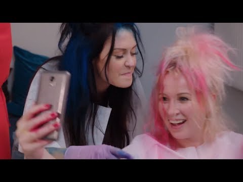 Iwona zrobiła przyjaciółkom Aneczki "fryzjer party" i je oszpeciła! [O mały włos]