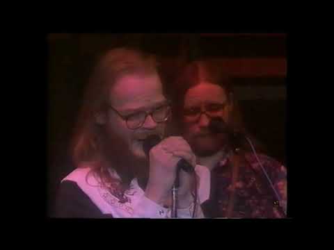 Freud Marx Engels & Jung; Nattasia Kattomassa eli Pekuulijenkkatwist