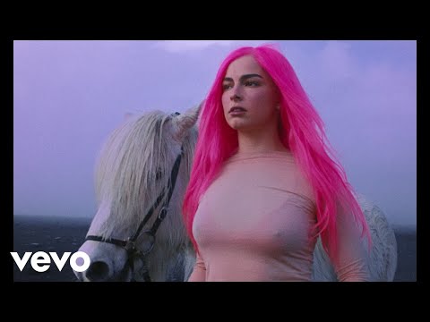 Addison Rae - Headphones On on Spotify Charts