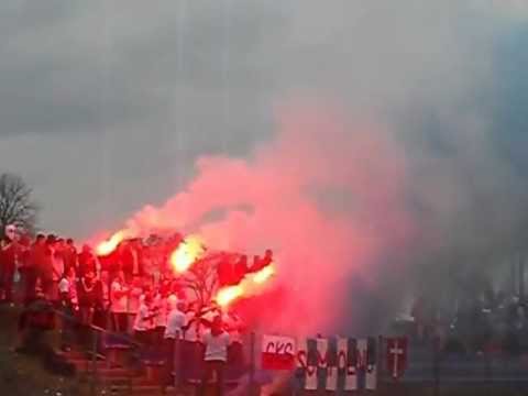 Oprawa kibiców GKS-u Sompolno ...