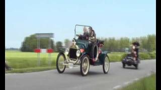 preview picture of video 'Elfstedentocht009 oude-autos009'