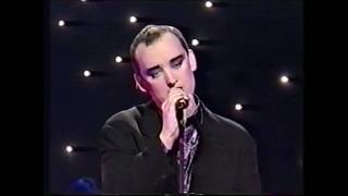 BOY GEORGE Il Adore *HD* LIVE 1995 UK TV