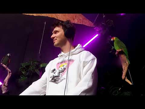 Livestream Tim Arisu ft Live Sax & Live Percussion