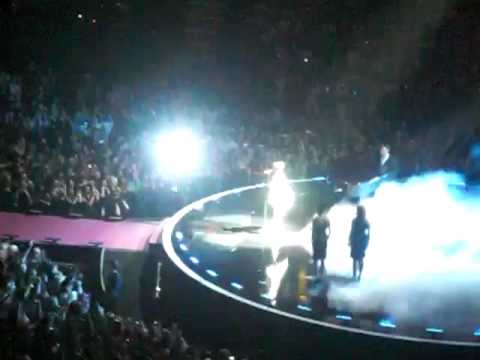 Monrose - Comet 2009 - Medley - I kissed a girl/ Just dance/ If I were a boy/ So what