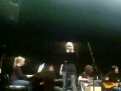 Amanda Karlsson - Chasing Cars