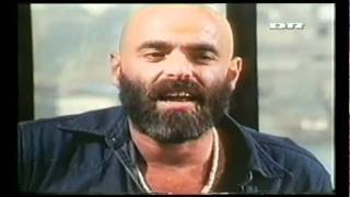 Shel Silverstein introducing the group Dr Hook - From Shel´s Houseboat