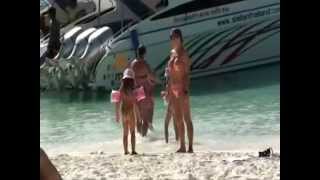 preview picture of video 'Family Holiday at Similan Islands by Khaolak Bhandari Resort & Spa'