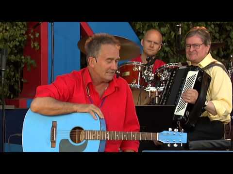 Robert Broberg i Allsång på Skansen 24 juli 2001