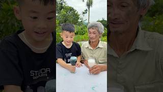 Download lagu Hai ông chấu trêu trọc nhau siêu dễ thương6o#shorts#cute #p21936 mp3