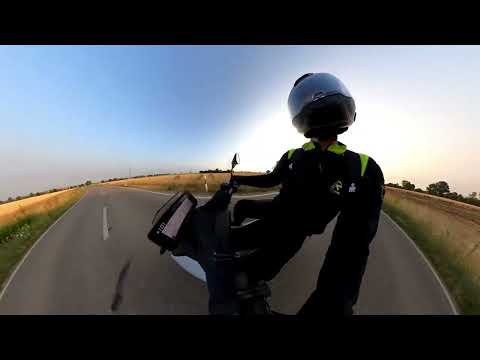 Thumbnail for BMW CE 04 0-100 km/h by BMW CE 04