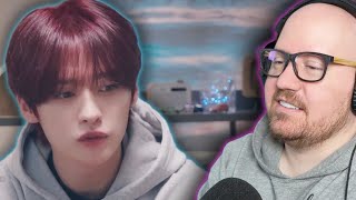 Here We GOOOOO! | Stray Kids INTRO "★★★★★ (5-STAR)" Reaction