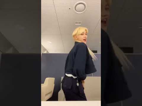 Straykids felix tiktok update!! Omg-