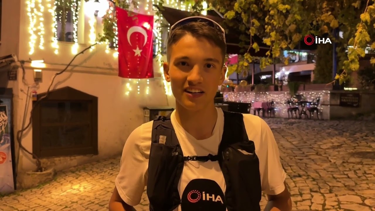 17 yaşındaki Erdem, Cumhuriyet için 103 kilometre koştu