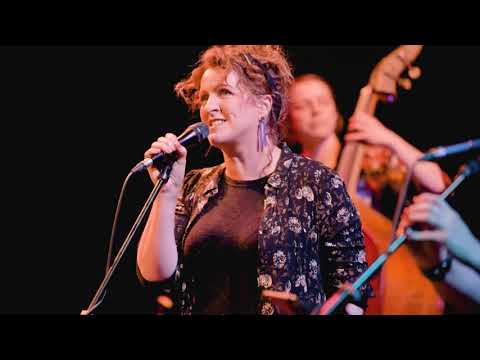 'Dirty Puirt' by Kathleen MacInnes, Fiona Hunter, Kaela Rowan and the What A Voice Band