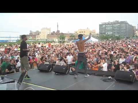 DJ JAYCEEOH TV /// WIZ KHALIFA + DJ JAYCEEOH /// LIVE @ JELLY NYC POOL PARTY