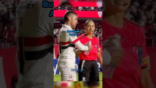 Download lagu Wasit cantik - Dubbing bola lucu | Momen lucu dalam sepakbola #shorts #dubbingbola #dubbingvideo mp3