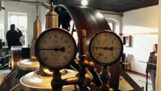 preview picture of video 'Besuch beim Dampfmaschinenverein Rosswein e.V. / An old german steam machine'