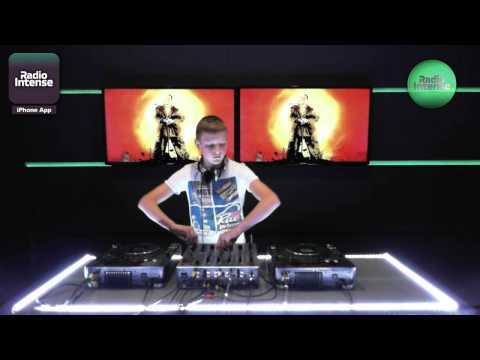 Live @ Radio Intense 14.06.2013 - Romanovsky (МОЛОДАЯ КРОВЬ)