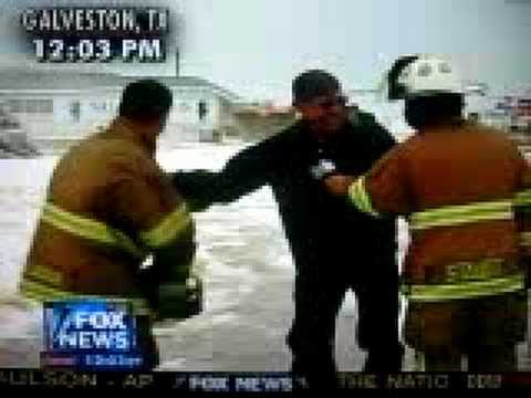Geraldo Getting Smashed By Hurricane Ike Storm Surge
