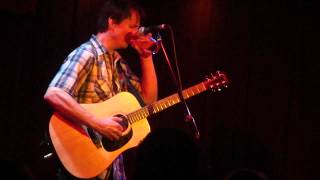 Ian Moore at the Mucky Duck Houston TX 6/15/2012 Muddy Jesus (comedy version)
