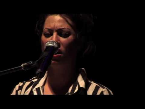 Amanda Palmer   Hallelujah Leonard Cohen Cover Live desktop