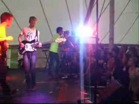 Theatre Fall - Switch On, Switch Off - Belladrum 2007