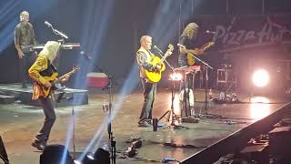 GUITAR MAN BY BREAD LIVE @ ARANETA COLISEUM 2026