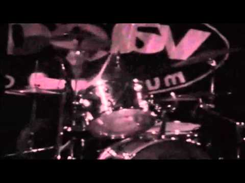 Blue Magic Bus - Sam solo na bicí (Vagon)