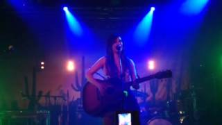 Kacey Musgraves - Biscuits (Live at Oxford Art Factory, Sydney)