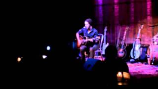 04 - Matthew Mayfield - Grow Old With You (Live Chicago 11-16-10)