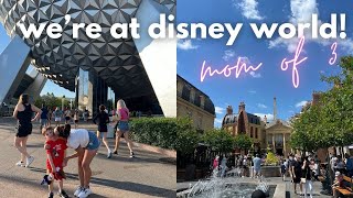 COME HANG OUT AT DISNEY WORLD WITH US