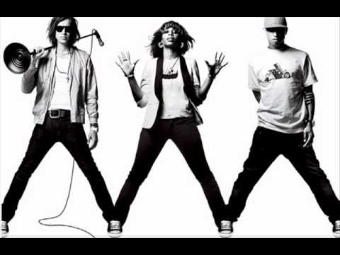 N.E.R.D Ft. Santogold & Julian Casablancas - My Drive Thru.wmv