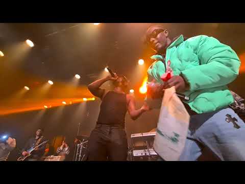 King Promise - Commando feat. Chivv (Live Performance at Melkweg Amsterdam, 5 Star European Tour)