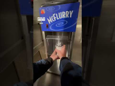Guy mixes his own McFlurry 😂🍦          🎥: Collab