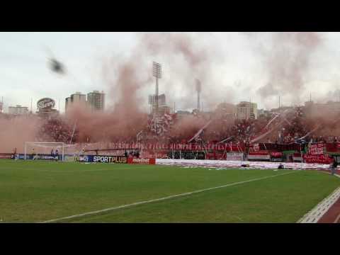 "Recibimiento Caracas FC vs Dvo. Táchira [Final del Fútbol Venezolano]" Barra: Los Demonios Rojos • Club: Caracas • País: Venezuela