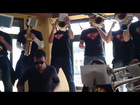 Ni fu ni fa (Ska-P) Xaranga Kriptonita