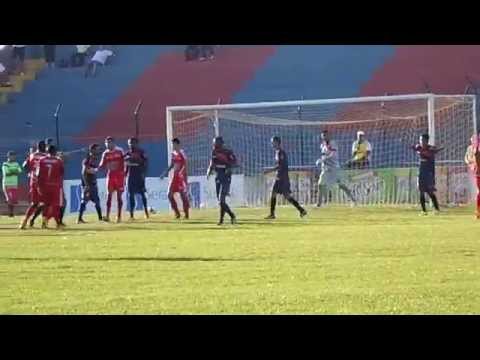 Gol anulado Willian Araújo em Cianorte 0 x 0 ACP no Albyno Turbay em 12.04.15