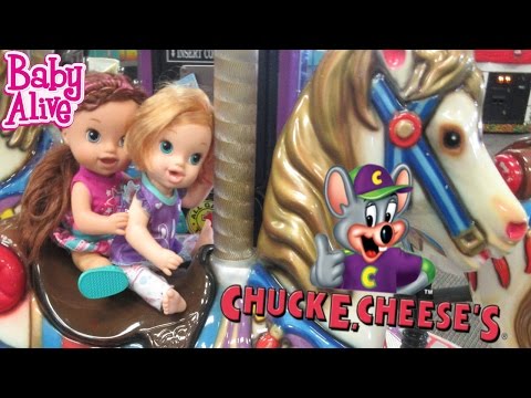 Baby Alive: Surprise Outing To Chuck E. Cheese💕 Video