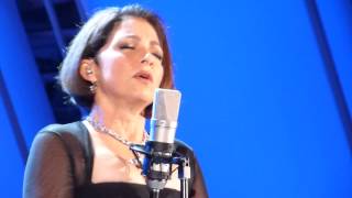 GLORIA ESTEFAN - What A Wonderful World - Live At The Hollywood Bowl - Saturday 26th July 2014