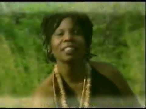 Safira José-Ku Rula Afrika(Vídeo Oficial)