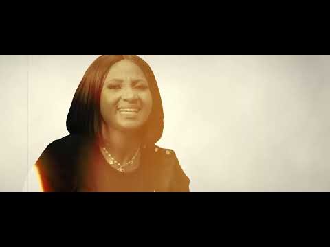 Nyaree Chanel - Ndinokutungamirira ft Tawanda Tehillah Midzi (Official Video)