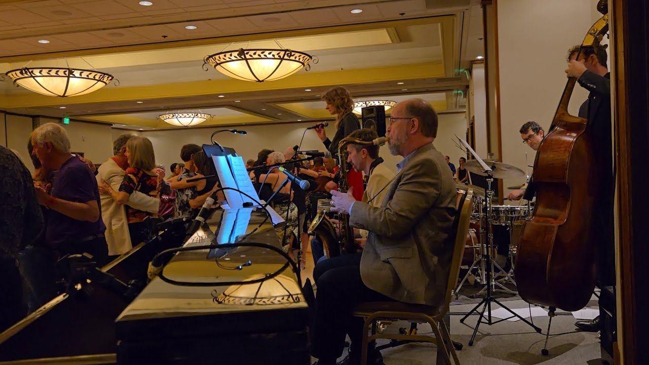 Alex Krebs' What the Tango?! Orchestra (2/3), Valentango 2024