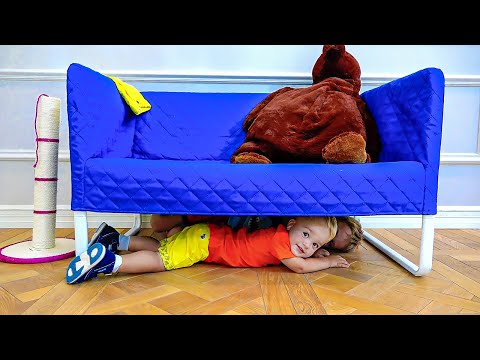 Влад и Никита играют в прятки с Крисом